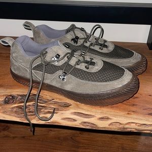 NWOT Hybrid Green Label Army Green Shoes